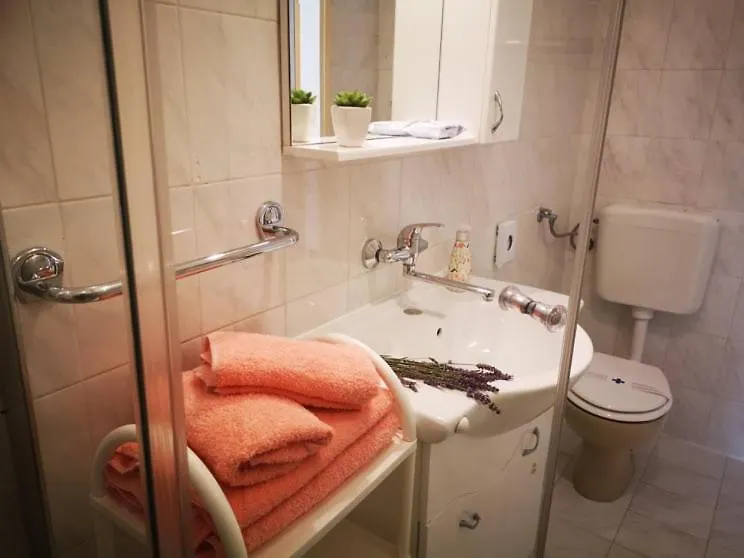 Apartmani Rita Studio Novigrad Istria شقة